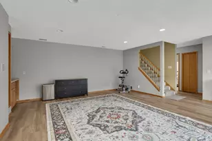 12818 Glen Ct, Apple Valley, MN 55124 - Photo 22