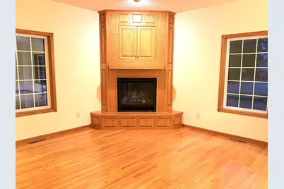386 Lake Avenue NE, Clearbrook, MN 56634 - Photo 6