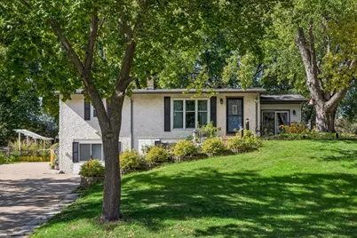 3209 Random Road, Eagan, MN 55121 - Photo 2
