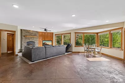 555 Chinnock Lane, River Falls, WI 54022 - Photo 36