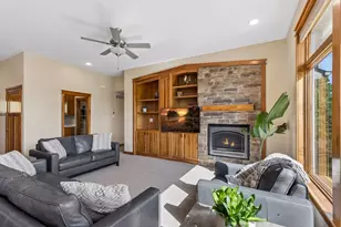 555 Chinnock Ln, River Falls, WI 54022 - Photo 16