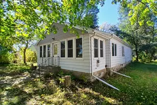 308 S Main St, Sherburn, MN 56171 - Photo 2