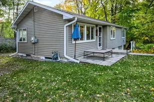 1325 Everest Ln N, Plymouth, MN 55447 - Photo 8