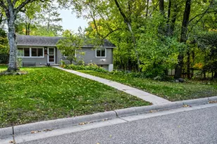 1325 Everest Ln N, Plymouth, MN 55447 - Photo 28