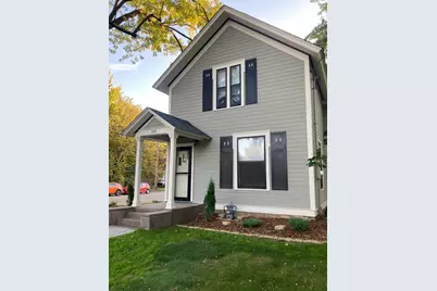 1015 5th Street N, Stillwater, MN 55082 - Photo 2