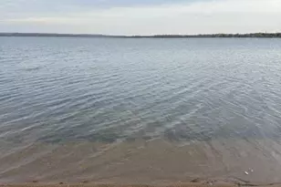 918 W Lake Dr, Detroit Lakes, MN 56501 - Photo 2