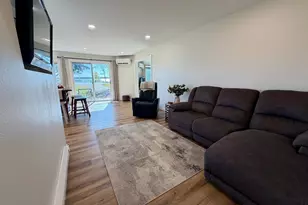 918 W Lake Dr, Detroit Lakes, MN 56501 - Photo 12