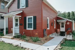 334 E 7th St, Red Wing, MN 55066 - Photo 1
