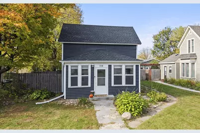 216 N 3rd Street, Saint Peter, MN 56082 - Photo 1