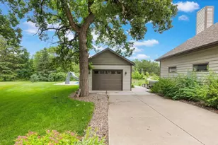 301 21st St N, Sartell, MN 56377 - Photo 6