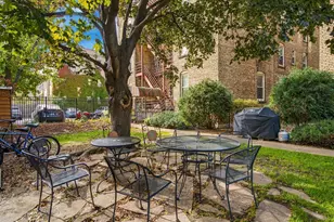 2421 Emerson Ave S, Minneapolis, MN 55405 - Photo 26
