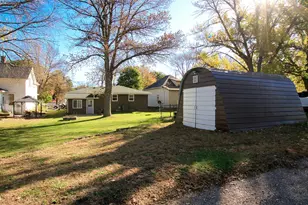 508 N Main St, Winthrop, MN 55396 - Photo 26