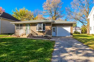 508 N Main St, Winthrop, MN 55396 - Photo 1