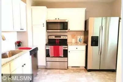 725 N Washington Avenue, Saint Peter, MN 56082 - Photo 26