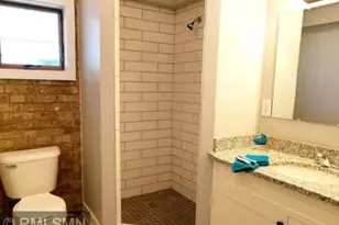 725 N Washington Ave, Saint Peter, MN 56082 - Photo 6