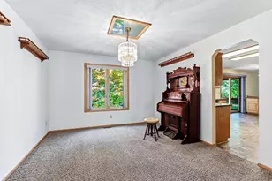 3043 Walter St, Maplewood, MN 55109 - Photo 6