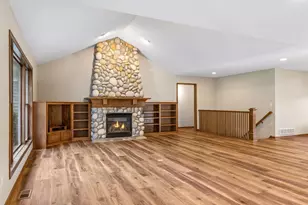 9813 Wedgewood Cir, Woodbury, MN 55125 - Photo 22
