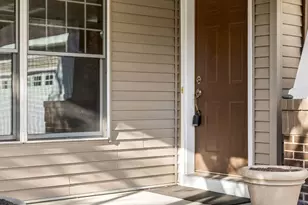 9813 Wedgewood Cir, Woodbury, MN 55125 - Photo 12