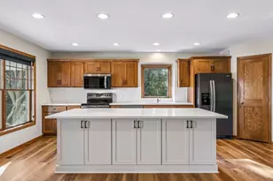9813 Wedgewood Cir, Woodbury, MN 55125 - Photo 14