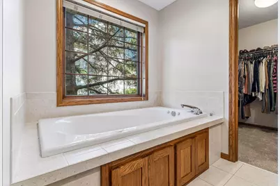 9813 Wedgewood Circle, Woodbury, MN 55125 - Photo 34