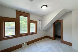 324 Topping St, Saint Paul, MN 55117 - Photo 16