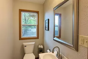 324 Topping St, Saint Paul, MN 55117 - Photo 14