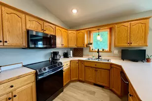 3001 9th Ave S, Moorhead, MN 56560 - Photo 2
