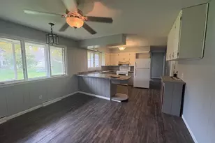 205 Sanford Rd, Benson, MN 56215 - Photo 10