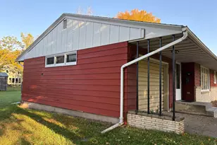 205 Sanford Rd, Benson, MN 56215 - Photo 4