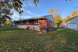 205 Sanford Rd, Benson, MN 56215 - Photo 8