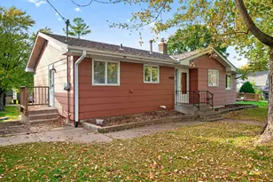 909 7th Ave, Howard Lake, MN 55349 - Photo 1