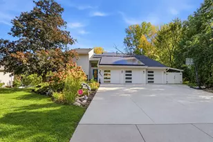 2457 Dianna Ln, Little Canada, MN 55117 - Photo 1