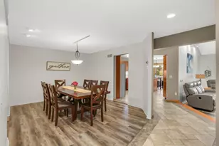 18062 Judicial Way N, Lakeville, MN 55044 - Photo 12