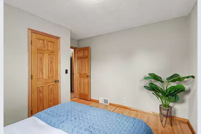 233 5th Avenue NE, Osseo, MN 55369 - Photo 14
