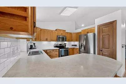 3759 11th Avenue SW, Rochester, MN 55902 - Photo 12