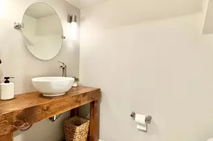 2015 James Ave, Saint Paul, MN 55105 - Photo 30
