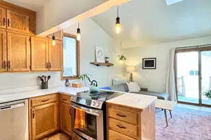 2015 James Ave, Saint Paul, MN 55105 - Photo 12
