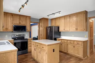 14804 Maywood Dr, Burnsville, MN 55306 - Photo 12