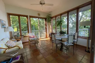 44 Peninsula Rd, Dellwood, MN 55110 - Photo 8