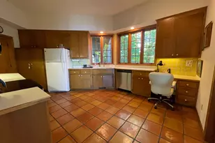 44 Peninsula Rd, Dellwood, MN 55110 - Photo 12