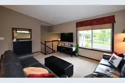 201 Golden Bear Lane, Zumbrota, MN 55992 - Photo 6