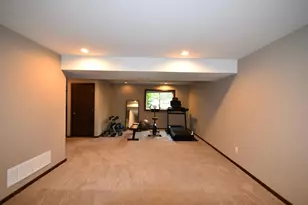 201 Golden Bear Ln, Zumbrota, MN 55992 - Photo 26