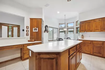 8991 Ferndale Lane, Eden Prairie, MN 55347 - Photo 4