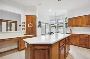 8991 Ferndale Ln, Eden Prairie, MN 55347 - Photo 4