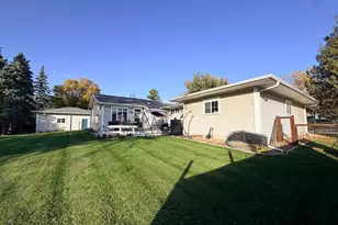 1130 Phinney Ave, Detroit Lakes, MN 56501 - Photo 12