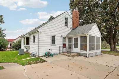 568 Spring Street, Mendota Heights, MN 55118 - Photo 32