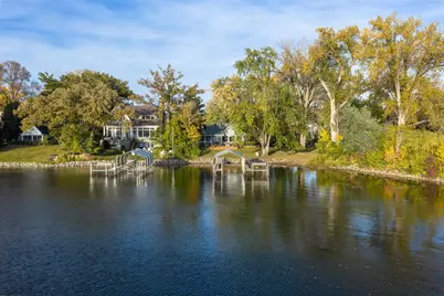 2626 Crosby Road, Minnetonka, MN 55391 - Photo 2