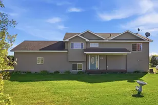 371 Rice City Cir, Darwin, MN 55324 - Photo 4