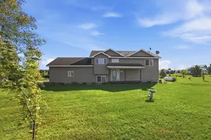 371 Rice City Cir, Darwin, MN 55324 - Photo 2