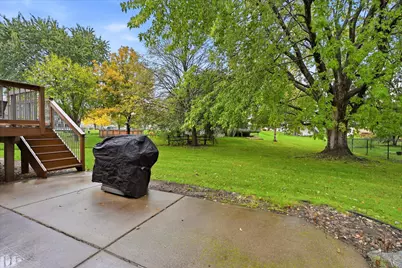 9213 Queens Gardens, Brooklyn Park, MN 55443 - Photo 52